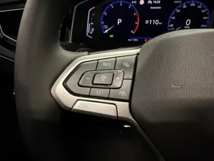 Photo 8 Volkswagen Polo Gén. VI Ph2 Evo R-Line Edition 5