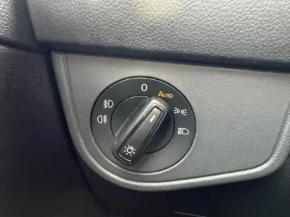 Photo 9 Volkswagen Taigo Gén. I Ph1 Evo R-Line Edition 5