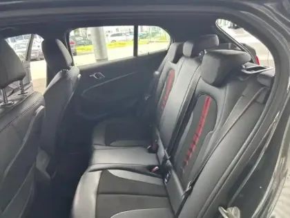 Photo 11 BMW Serie 1 Gén. III (F40) Ph1 Ti 5