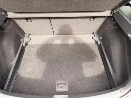 Photo 9 Volkswagen Taigo Gén. I Ph1 Evo R-Line Edition 5