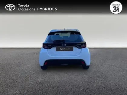 Photo 7 Toyota Yaris Gén. IV Ph1 NG Dynamic 5