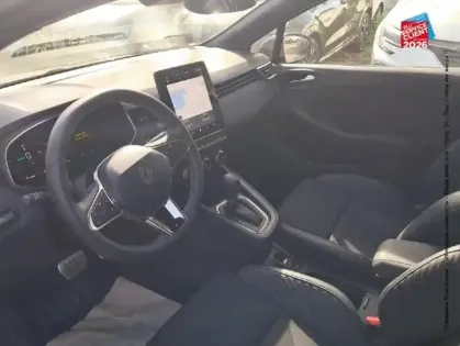 Photo 14 Renault Clio Gén. V (BJA) Ph2 esprit Alpine 5