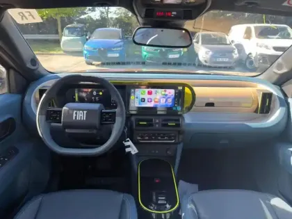 Photo 7 Fiat Panda Grande  Electrique 113ch La Prima