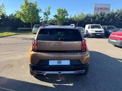 Photo 5 Fiat Panda Grande  Electrique 113ch La Prima