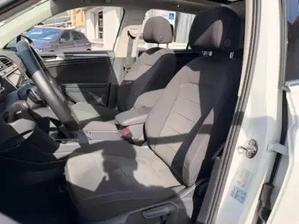 Photo 13 Volkswagen Tiguan  1.4 eHybrid 245ch Elegance DSG6