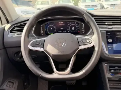 Photo 18 Volkswagen Tiguan  1.4 eHybrid 245ch Elegance DSG6