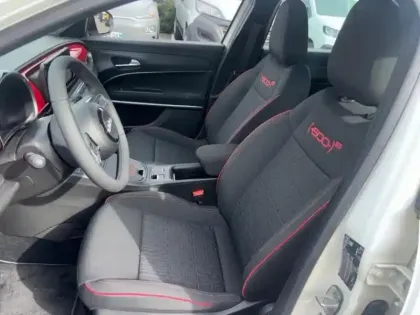 Photo 11 Fiat 600 Gén. I Ph1 Red 5