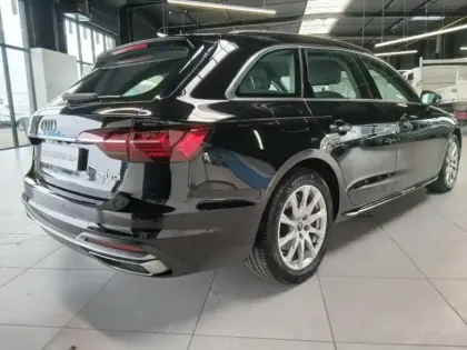 Photo 6 Audi A4  Avant 35 TDI 163ch Business line S tronic 7 9cv