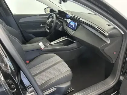 Photo 10 Peugeot 308  1.2 Hybrid 145ch Allure e-DCS6