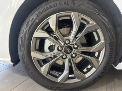 Photo 8 Ford Focus Gén. IV Ph2 ST-Line X 5