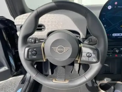 Photo 11 Mini Cooper  3 Portes C 156ch Favoured DKG7
