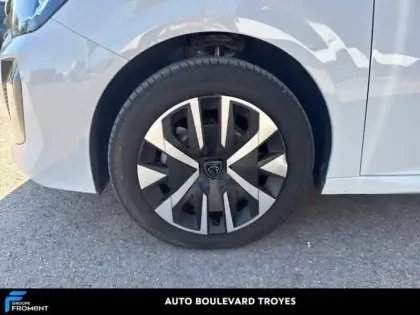 Photo 12 Peugeot 208 Gén. II Ph2 Style 5