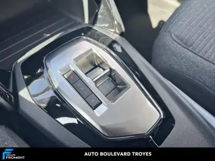 Photo 13 Peugeot 208 Gén. II Ph2 Style 5