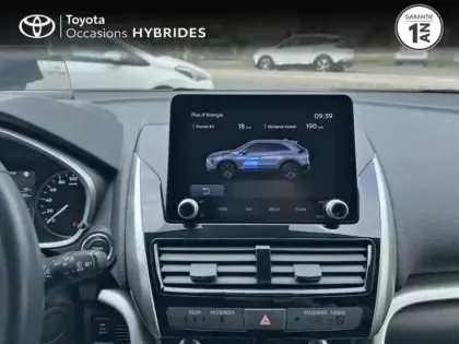 Photo 11 Mitsubishi Eclipse  Cross 2.4 MIVEC PHEV 188ch Invite 4WD