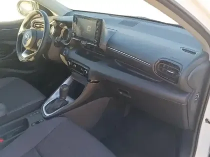 Photo 8 Toyota Yaris Gén. IV Ph1 NG Design 5