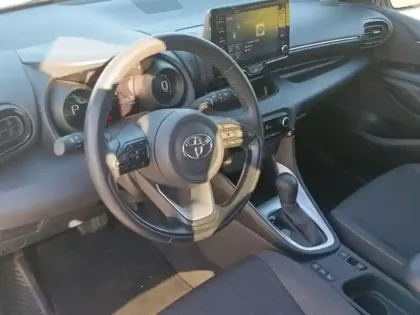 Photo 14 Toyota Yaris Gén. IV Ph1 NG Design 5