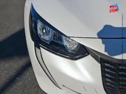 Photo 12 Peugeot 208  1.2 PureTech 100ch S&S Allure 118g