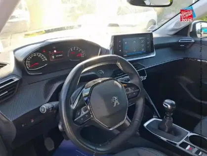 Photo 14 Peugeot 208  1.2 PureTech 100ch S&S Allure 118g