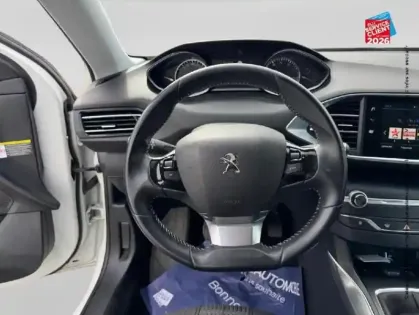 Photo 11 Peugeot 308 Gén. II Ph2 Allure 5