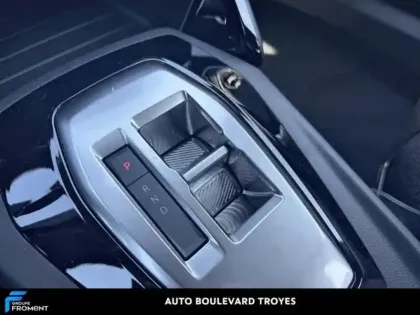 Photo 13 Peugeot 2008 Gén. II Ph2 Style 5