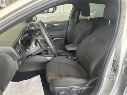 Photo 9 Ford Focus  1.0 EcoBoost mHEV 125ch ST-Line X