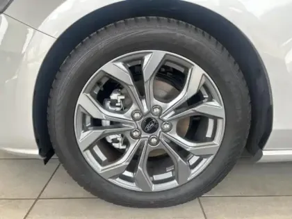 Photo 8 Ford Focus  1.0 EcoBoost mHEV 125ch ST-Line X