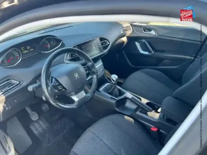 Photo 14 Peugeot 308 Gén. II Ph2 Style 5