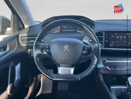 Photo 11 Peugeot 308 Gén. II Ph2 Style 5