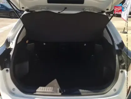 Photo 13 Toyota Yaris  Cross 116h Dynamic MC24