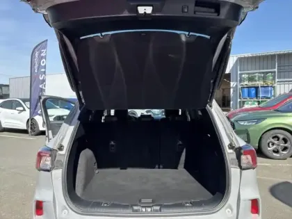 Photo 12 Ford Kuga  2.5 Duratec 190ch FHEV E85 Graphite Tech Edition BVA