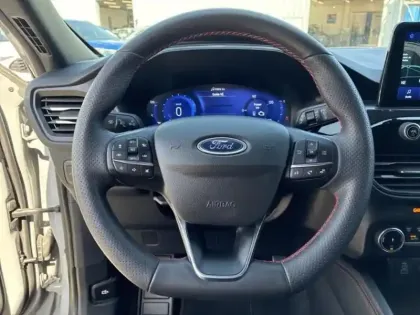 Photo 14 Ford Kuga  2.5 Duratec 190ch FHEV E85 Graphite Tech Edition BVA