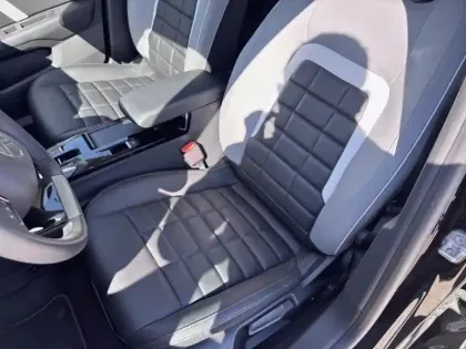 Photo 8 Citroën C4 Gén. III Ph2 MAX 5