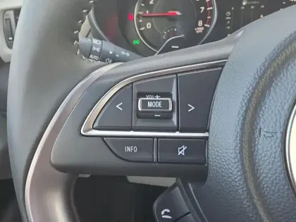 Photo 12 Suzuki Swift  1.2 Hybrid 83ch Pack Auto