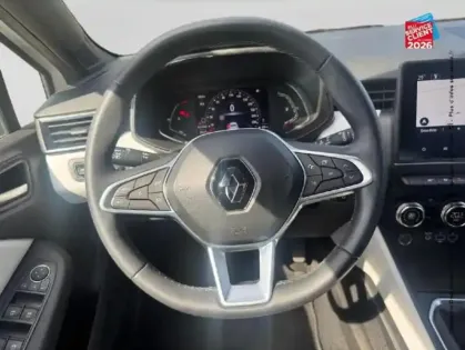 Photo 11 Renault Clio Gén. V (BJA) Ph1 Intens 5