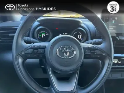 Photo 12 Toyota Yaris Gén. I Ph1 Dynamic 5