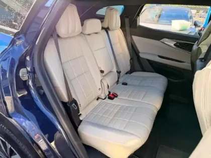 Photo 9 Renault Espace  1.2 E-Tech full hybrid 200ch Iconic