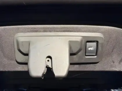 Photo 12 Renault Espace  1.2 E-Tech full hybrid 200ch Iconic