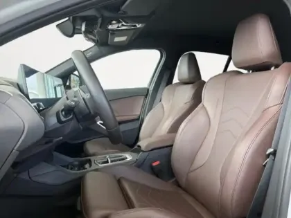 Photo 8 BMW Serie 1 Gén. IV (F70) Ph1 M Sport 5