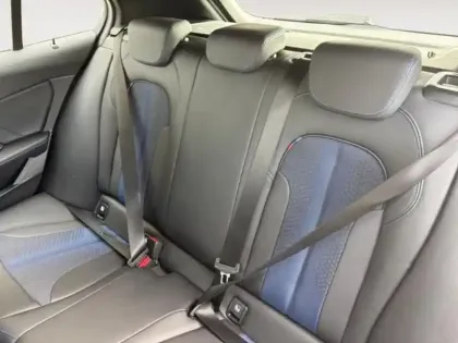 Photo 12 BMW Serie 1 Gén. III (F40) Ph2 M Sport 5