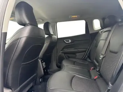 Photo 8 Jeep Compass  1.3 Turbo T4 190ch PHEV 4xe Limited AT6 eAWD