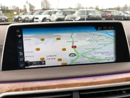 Photo 13 BMW Serie 7 Série 7 740iA 326ch Exclusive