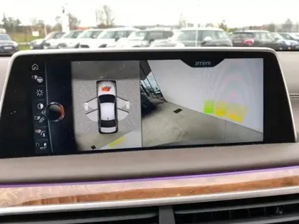 Photo 11 BMW Serie 7 Série 7 740iA 326ch Exclusive