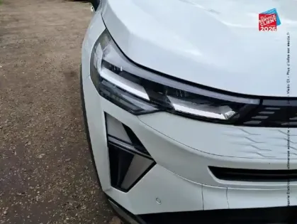 Photo 12 Renault Symbioz  1.6 E-Tech full hybrid 145ch Iconic