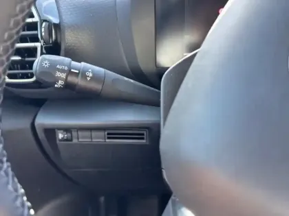 Photo 13 Citroën C4 Gén. III Ph2 MAX 5