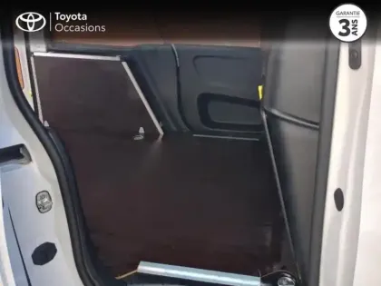 Photo 6 Toyota Proace  CITY Medium 100 D-4D Start MY25