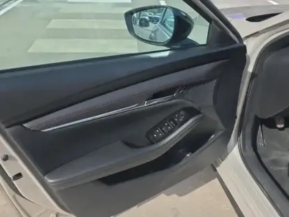 Photo 11 Mazda Mazda3 Mazda 3 2.5 e-SKYACTIV-G M-Hybrid 140ch Homura 2025