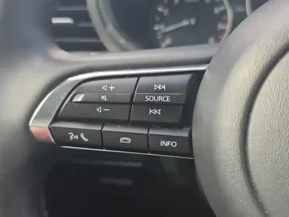 Photo 14 Mazda Mazda3 Mazda 3 2.5 e-SKYACTIV-G M-Hybrid 140ch Homura 2025