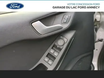 Photo 12 Ford Fiesta Gén. V Ph2 Titanium Business 5