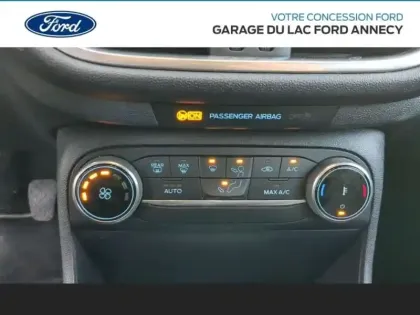 Photo 9 Ford Fiesta Gén. V Ph2 Titanium Business 5