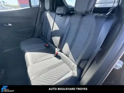 Photo 11 Peugeot 2008 Gén. II Ph2 Allure 5